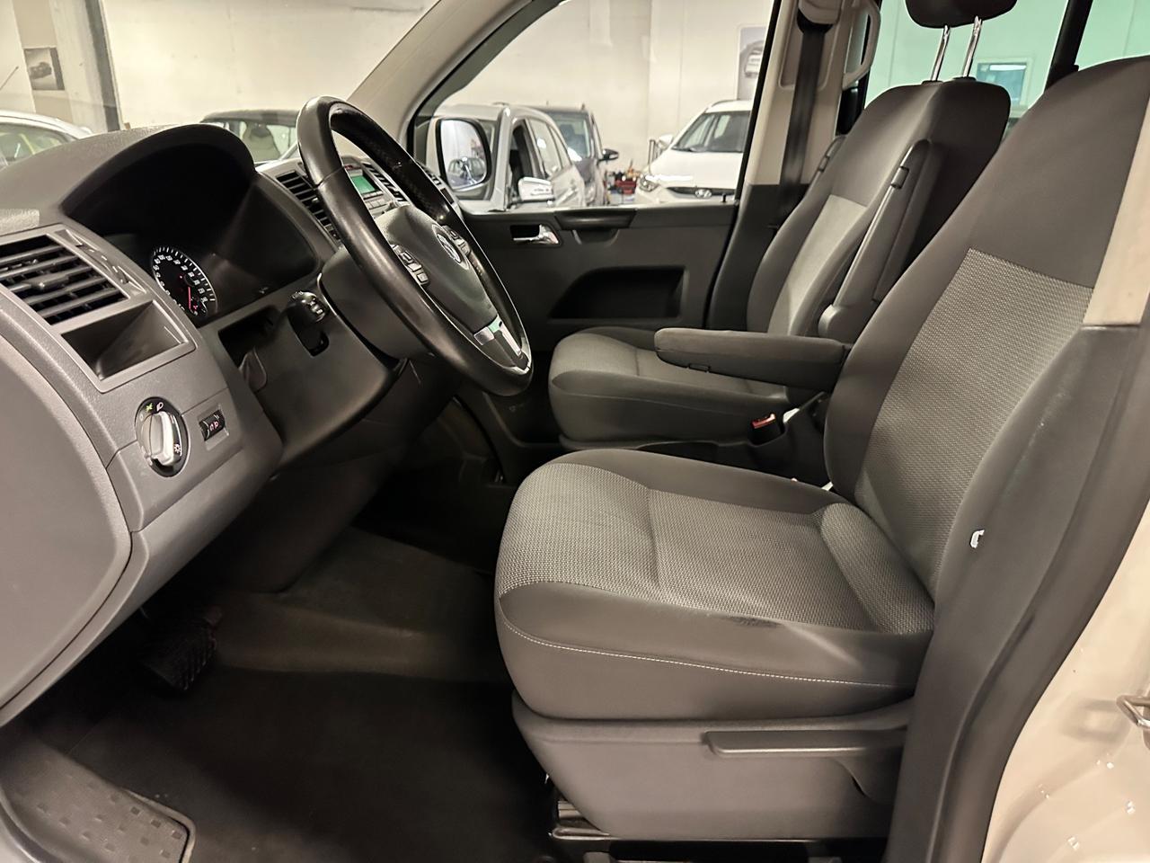 Volkswagen Caravelle 2.0 BiTDI 180 CV DSG 4 Motion PC Comfortline (132kw)