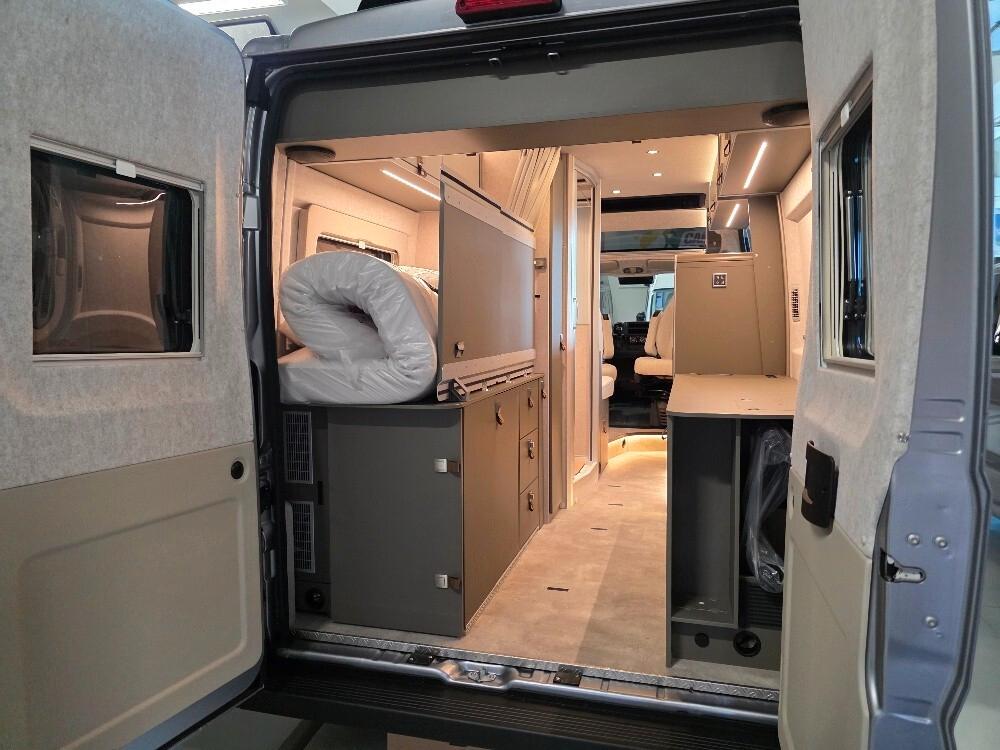 CAMPER VAN HYMER GRAND CANYON
