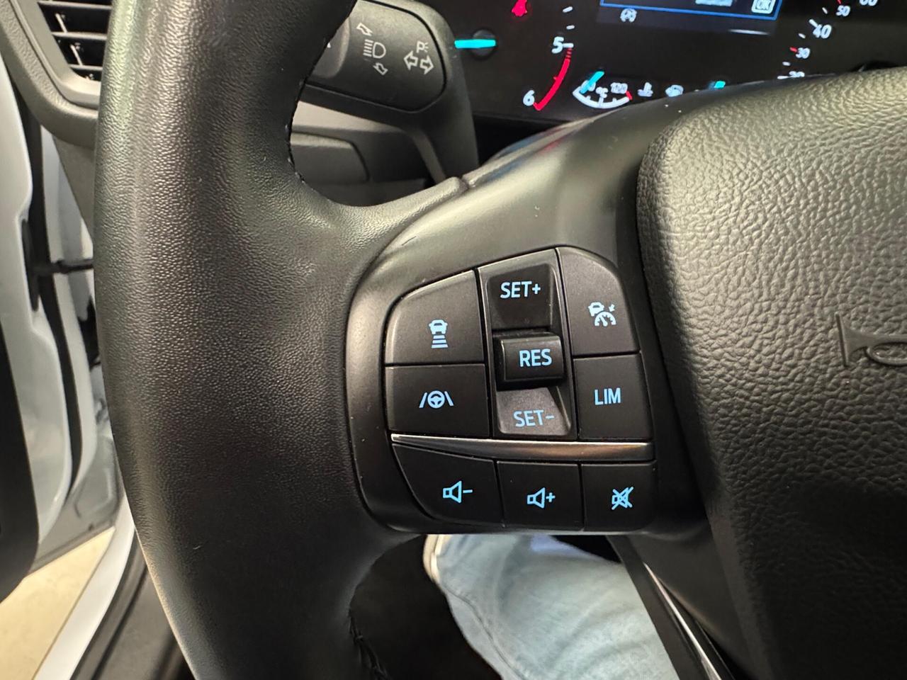 Ford Focus 1.5 EcoBlue 120 CV automatico 5p. Business