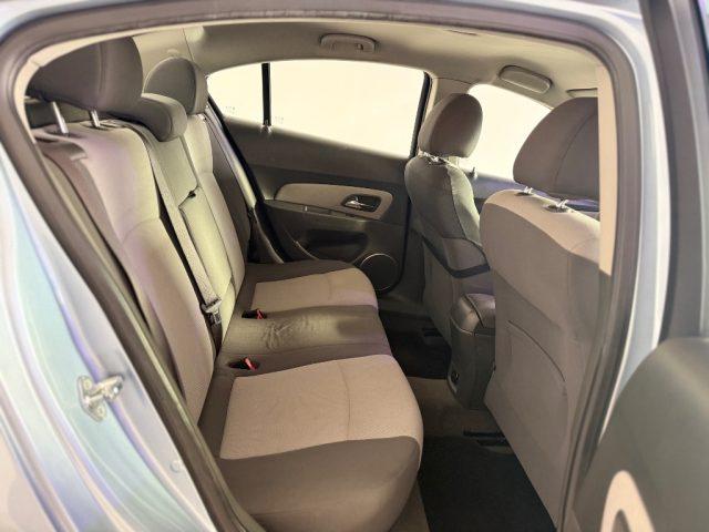 CHEVROLET Cruze 1.6 4 porte LS