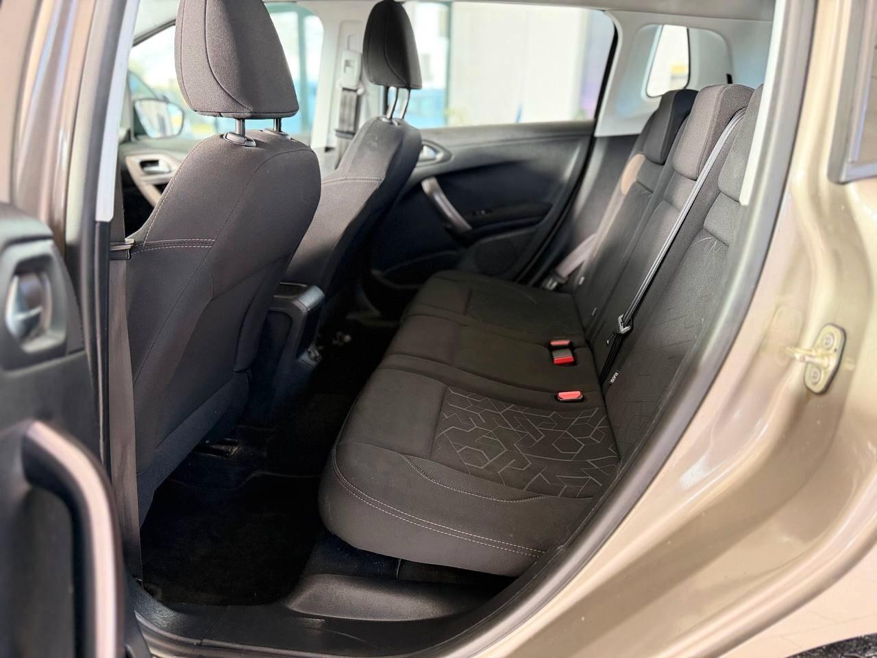 Peugeot 2008 1.6 e-HDi 92 CV Stop&Start Active