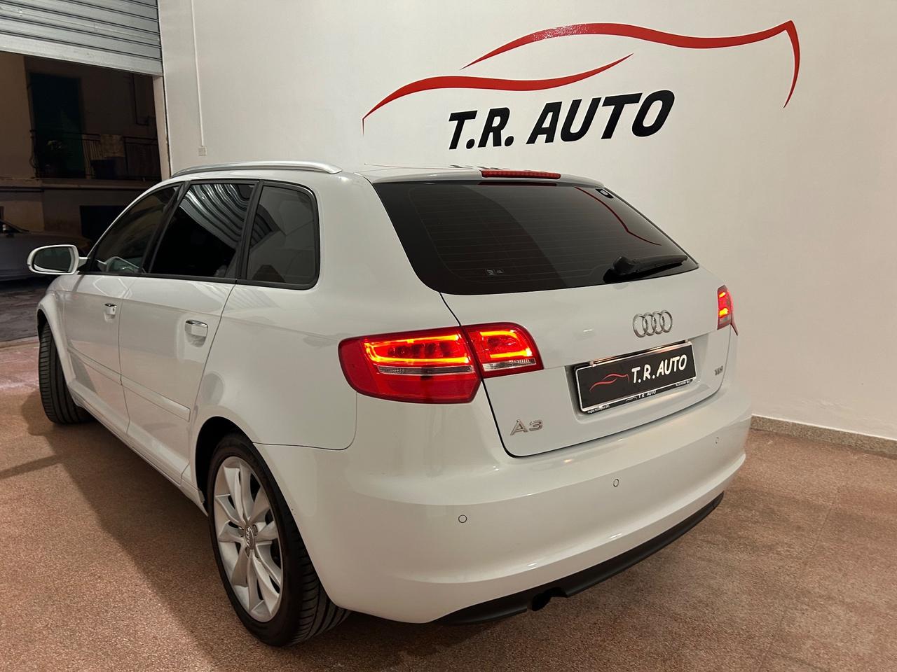 Audi A3 SPB 1.6 TDI 105 CV CR Ambition