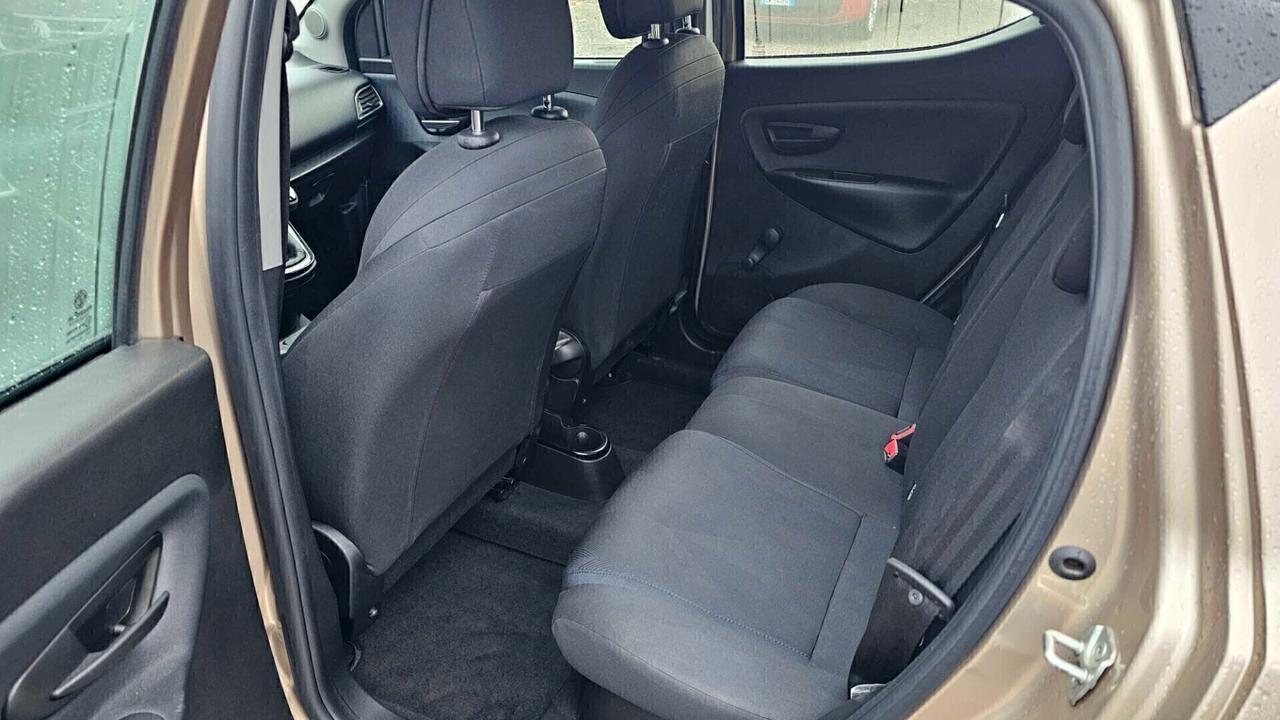 Lancia Ypsilon 0.9 TwinAir 5 porte Metano Ecochic Gold Neopatentati