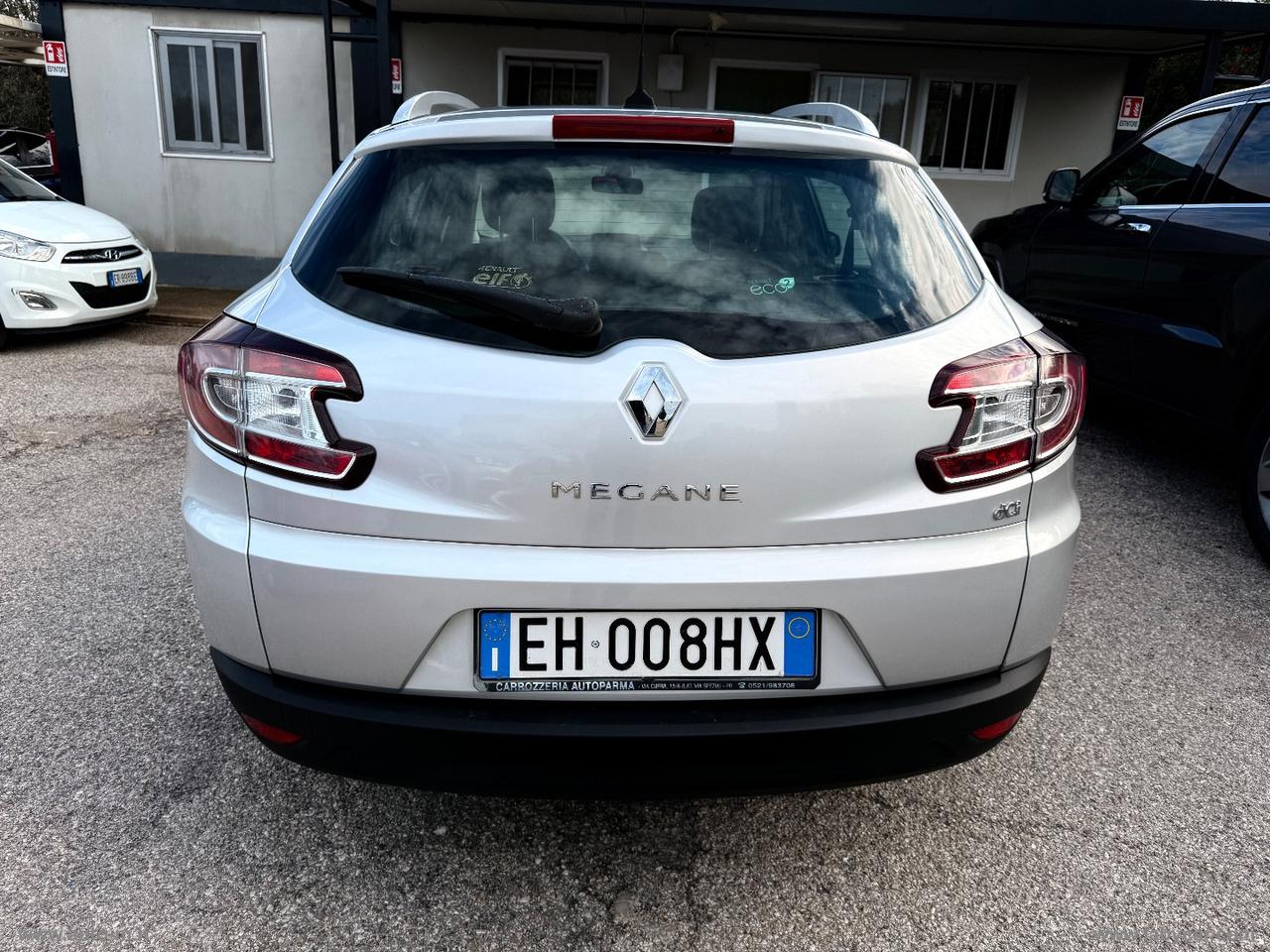 RENAULT Mégane 1.5 dCi 110 CV ST Attractive
