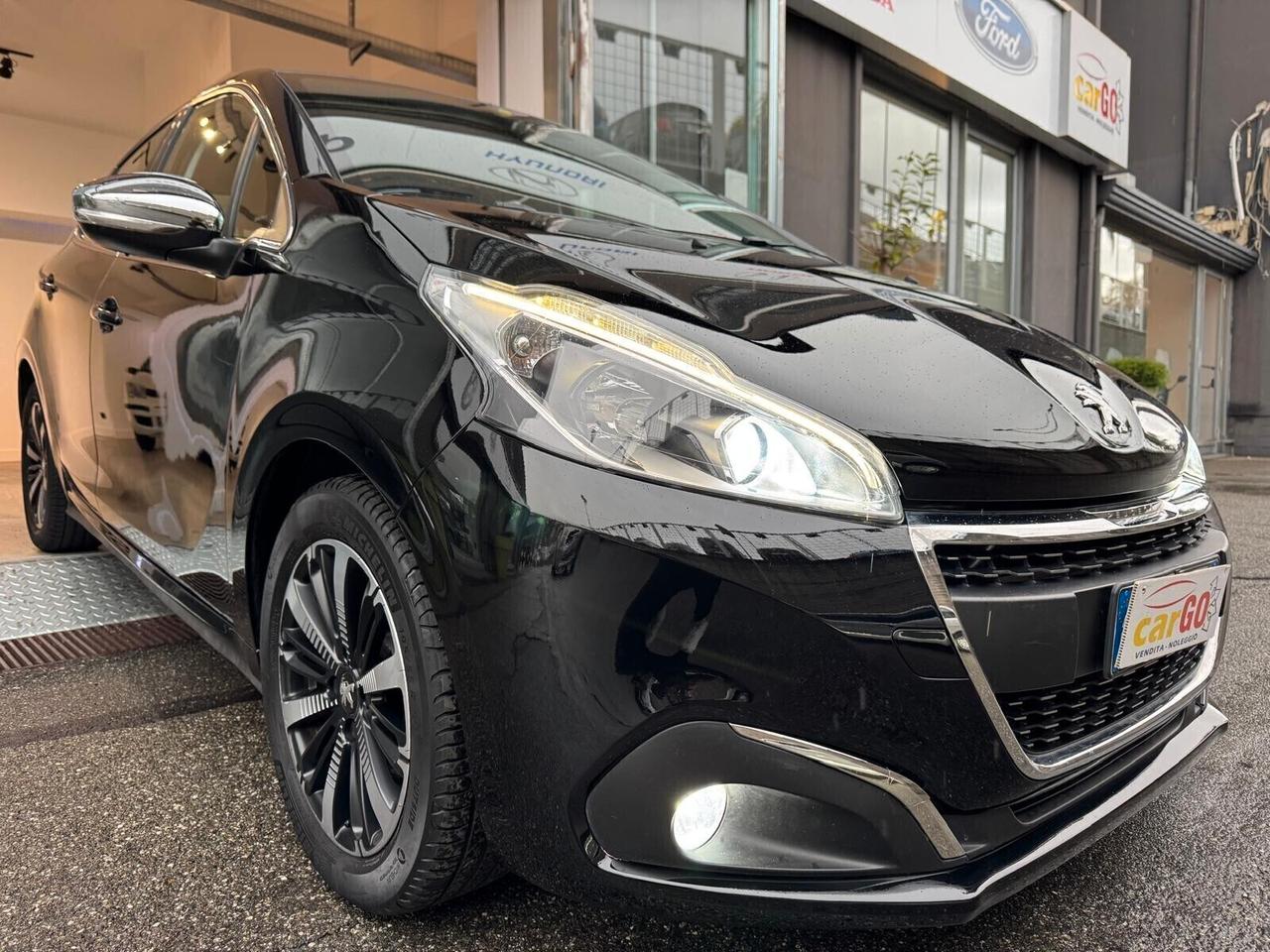 Peugeot 208 PureTech Turbo 110 5 porte Allure CAMBIO AUTOMATICO