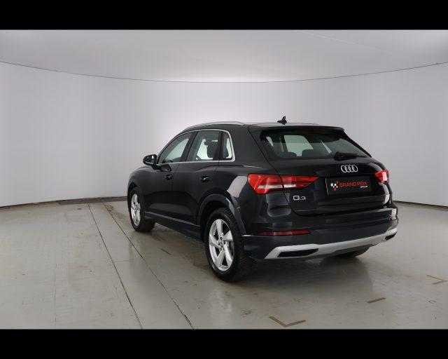 AUDI Q3 35 TDI S tronic Business Advanced