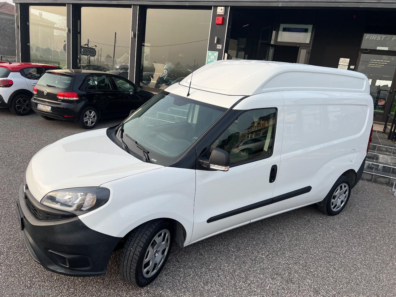 Doblò 1.6 MJT 105 PL-TA Cargo MaxiXL Bus