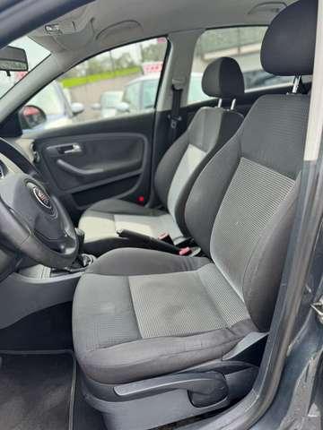 SEAT Ibiza Ibiza 5p 1.4 16v Stylance Dual 85cv