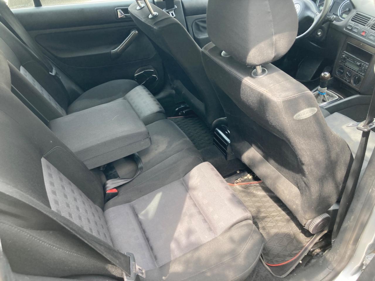 VOLKSWAGEN BORA 1.9 TDI (PROPRIETARIO UNICO)