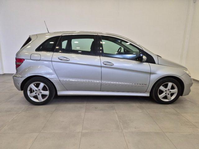 MERCEDES-BENZ B 150 Chrome - NEOPATENTATI - Bluetooth - Clima