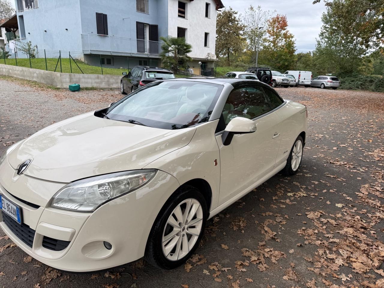 Renault Megane Mégane C-C 1.5 dCi 110CV Floride