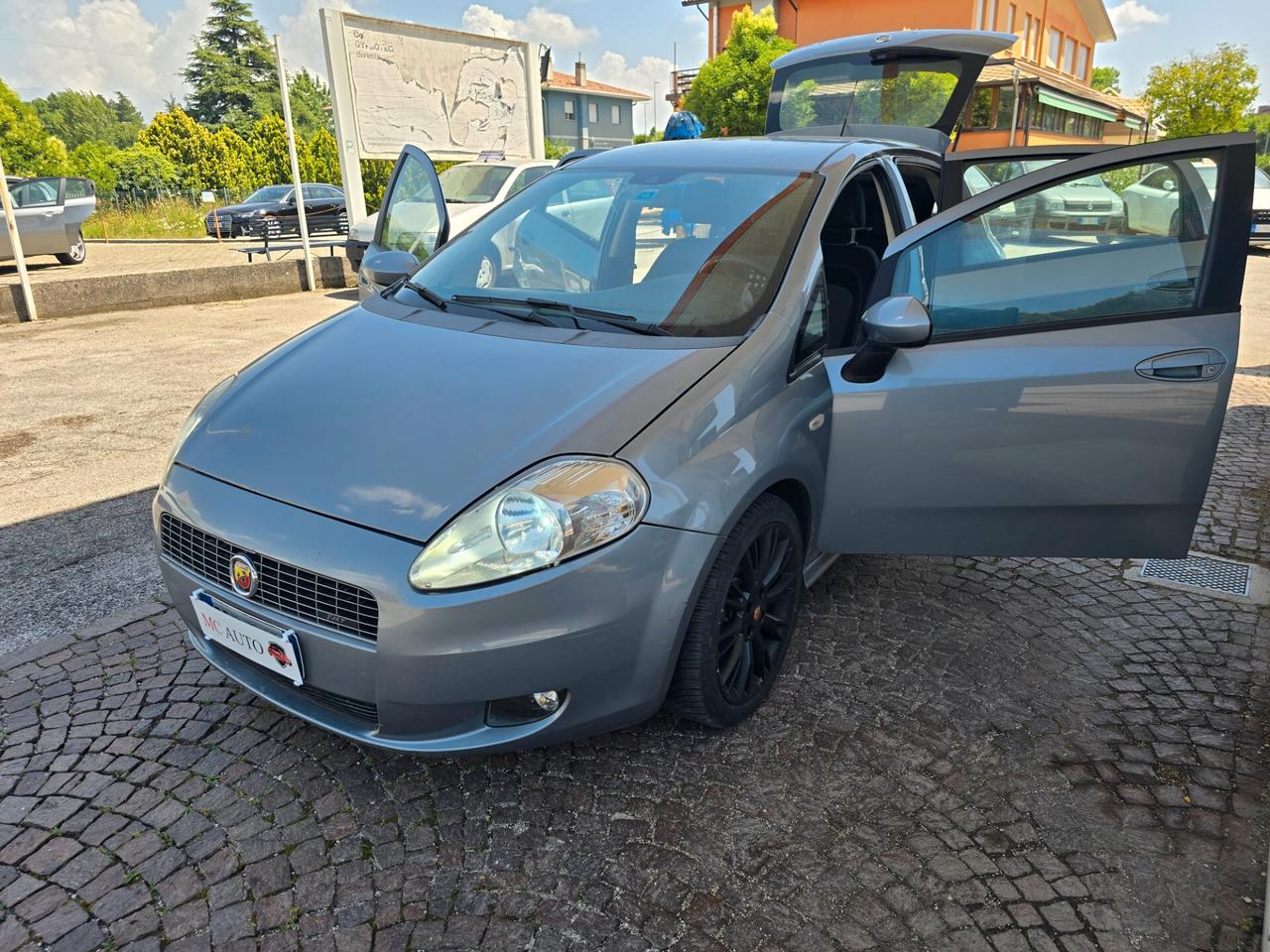 Fiat Grande Punto 1.4 T-jet Sport con 238.000km