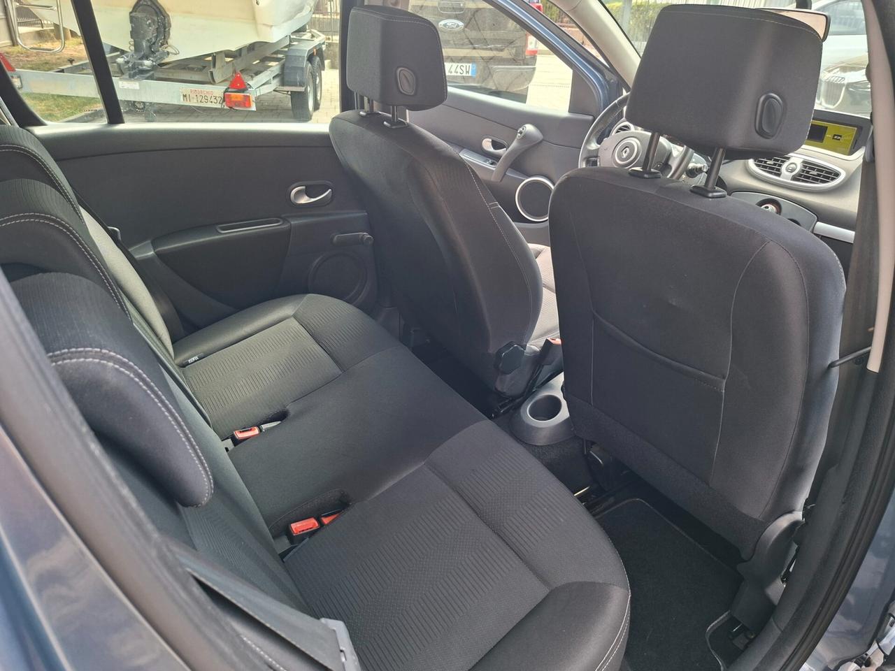 Renault Clio 1.2 16V 5 porte Dynamique NEOPATENTATI