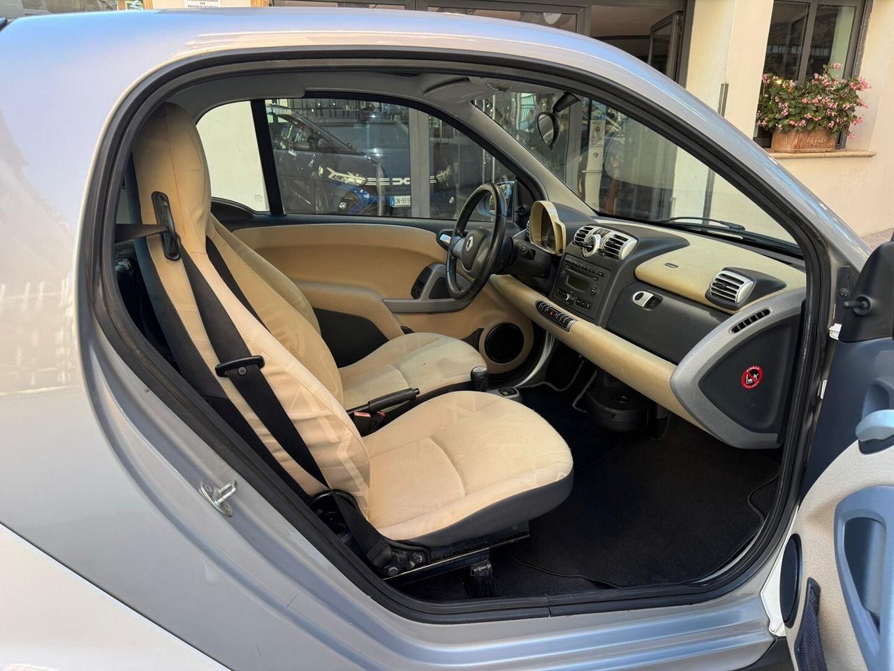 SMART Fortwo 1000 52kW MHD coupe Passion