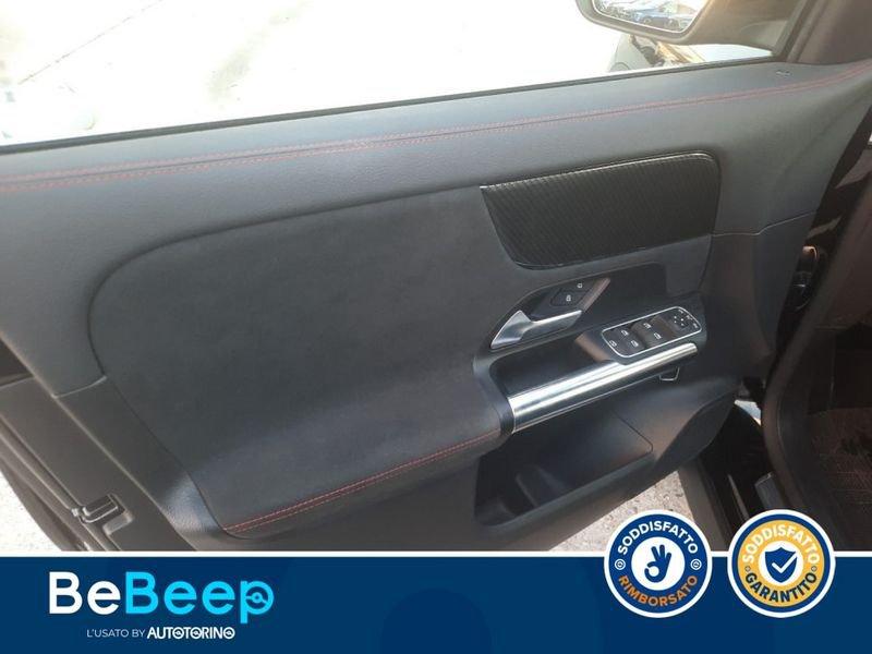 Mercedes-Benz GLA 180 D PREMIUM AUTO