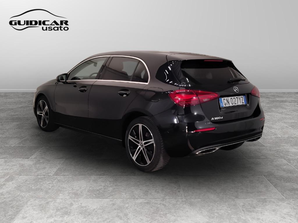 Mercedes-Benz Classe A - W177 2023 - A 180 d Progressive Advanced auto