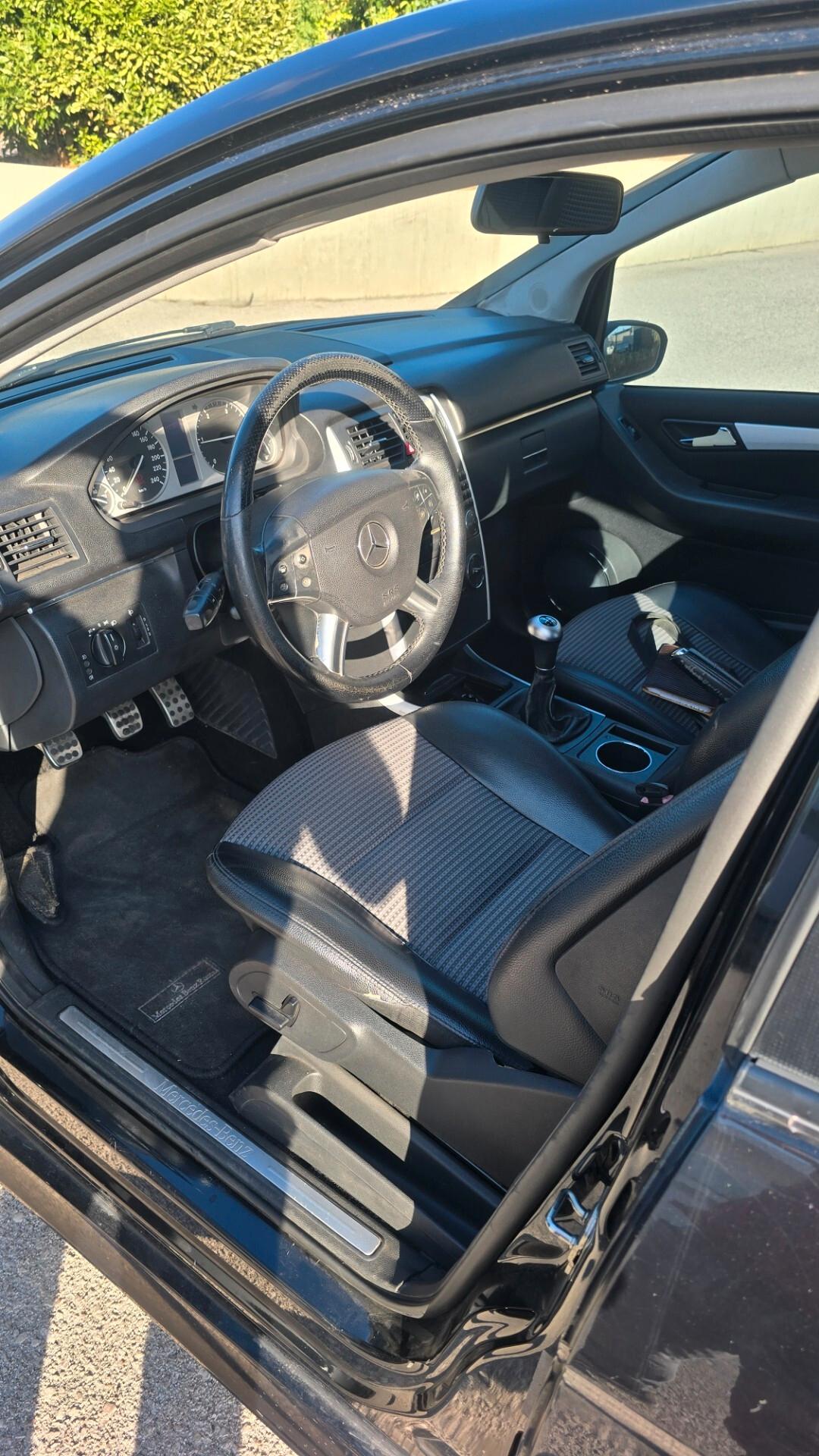 Mercedes-benz B 200 CDI Sport