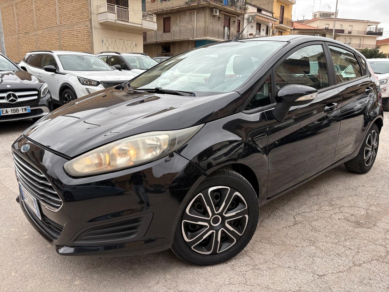 Ford Fiesta 1.4 5 porte Bz.- GPL