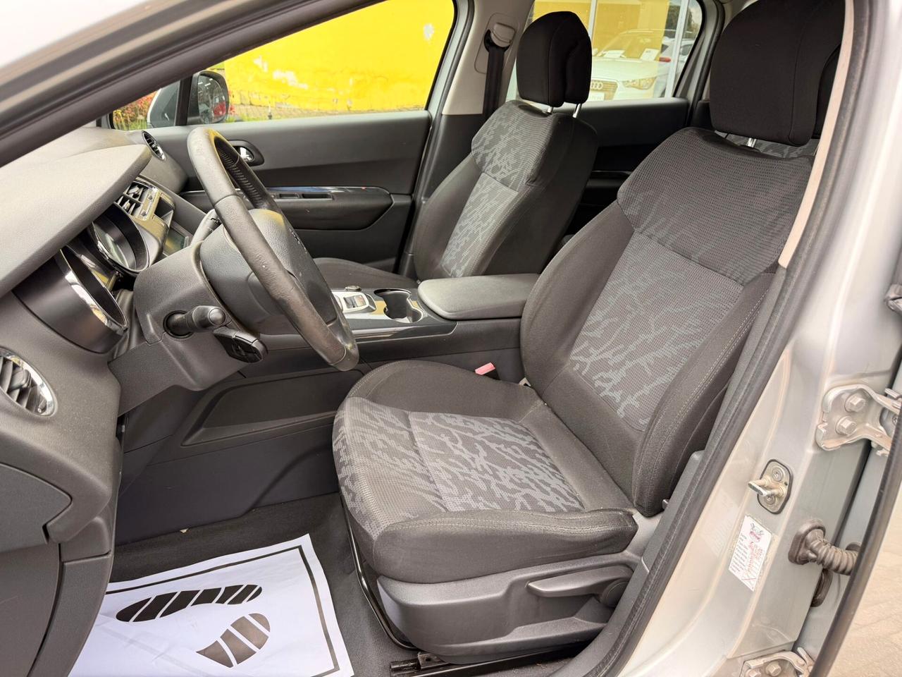 Peugeot 3008 1.6 HDi 110CV Premium