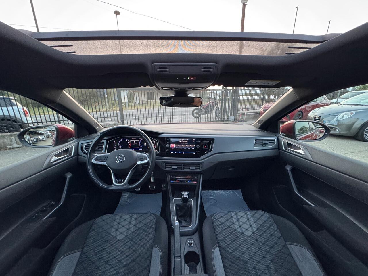 Taigo 1.0 TSI 110 CV R-Line