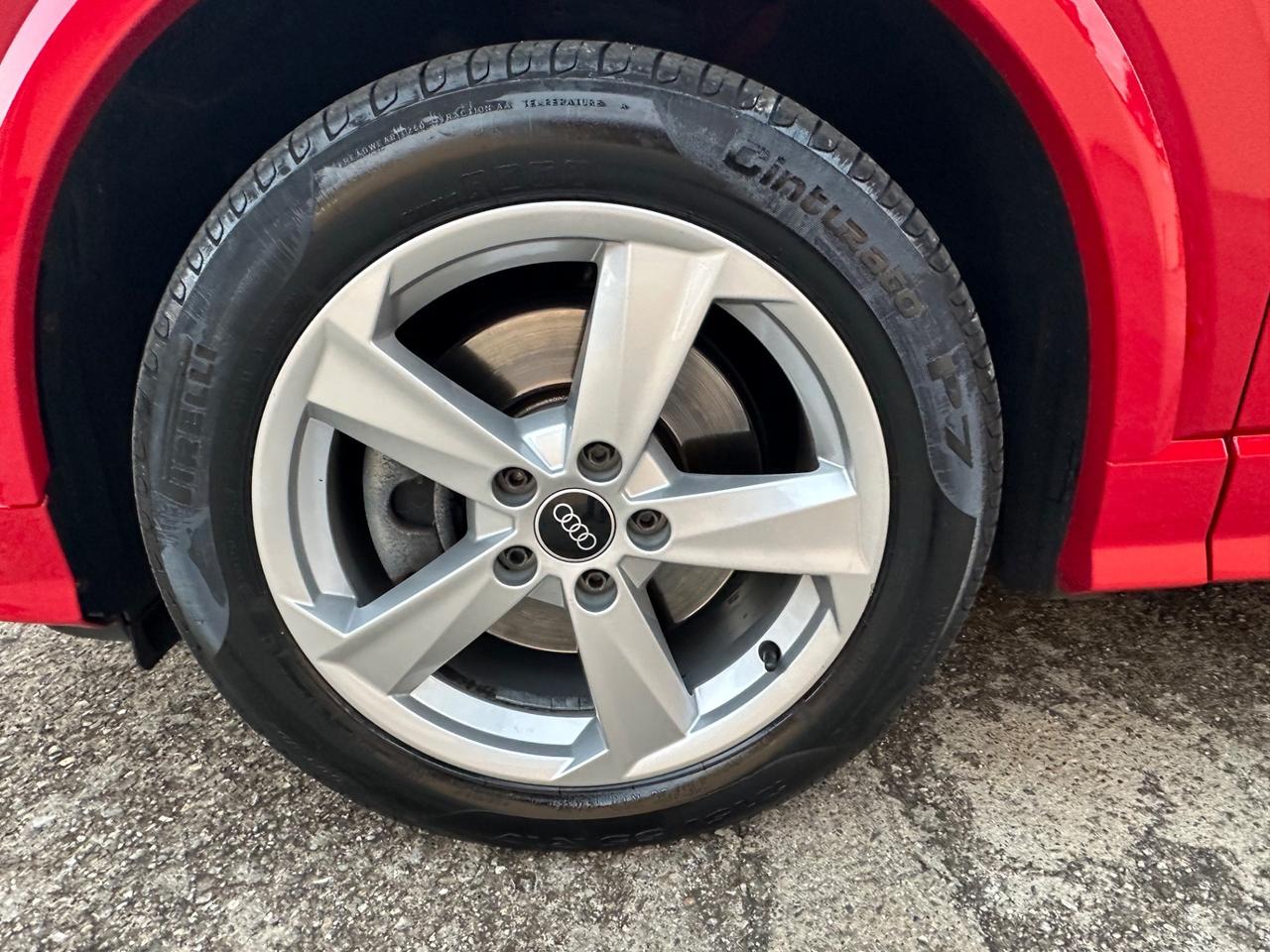 Audi Q2 35 TDI S tronic line Edition