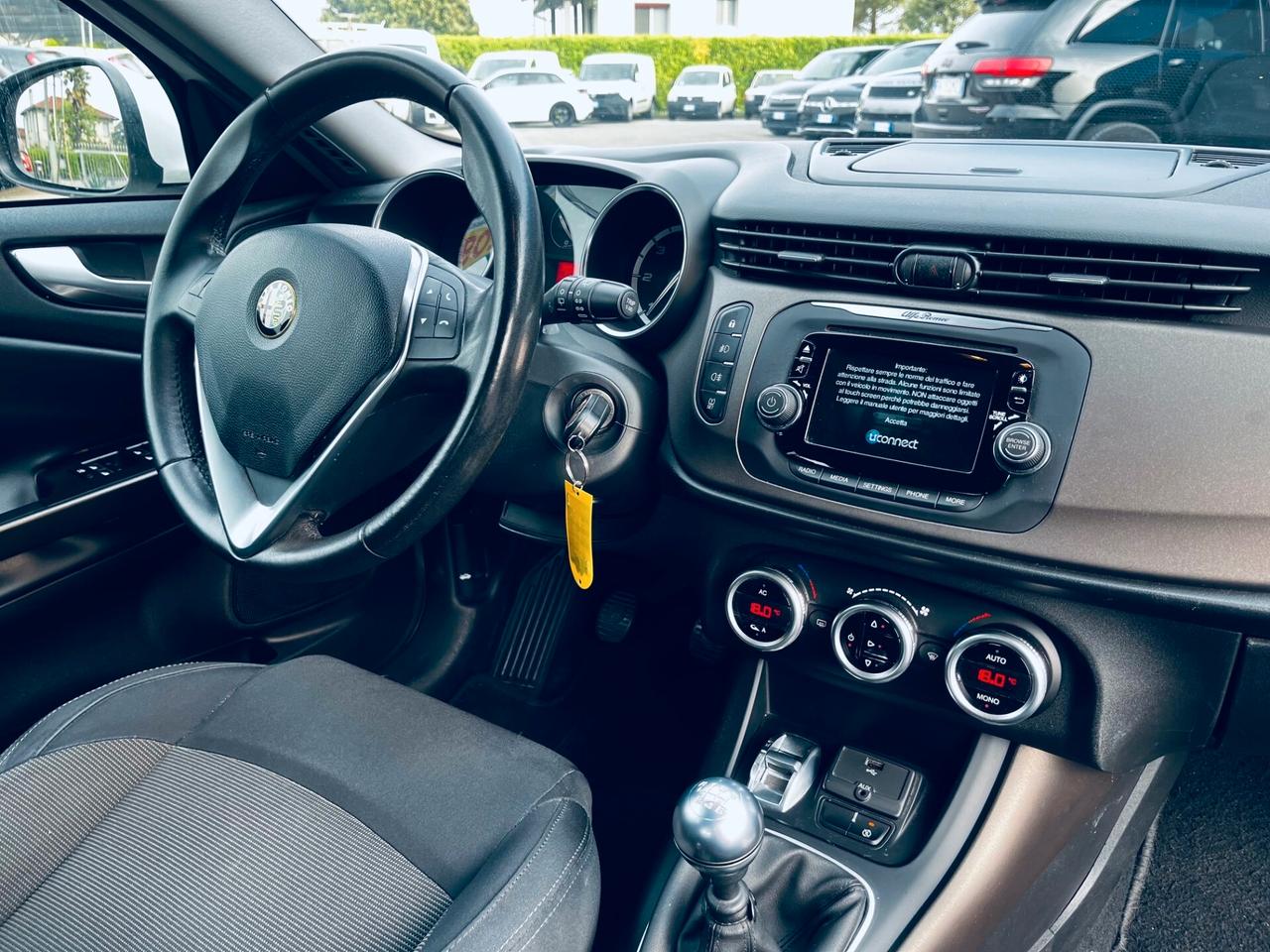 Alfa Romeo Giulietta 1.6 JTDm-2 105 CV Distinctive