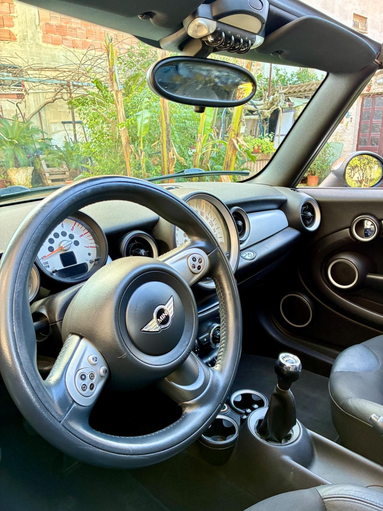 Mini 1.6 16V Cooper D Cabrio