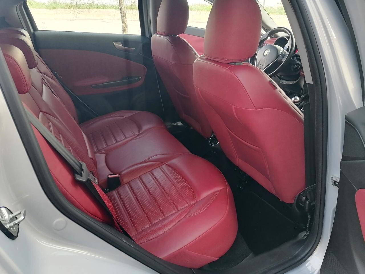 Alfa Romeo Giulietta 1.6 JTDm-2 105 CV Exclusive