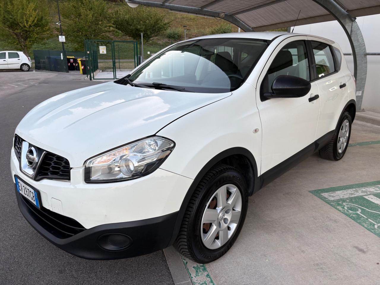 Nissan Qashqai 1.5 dCi anno 2014 garanzia 12/24.