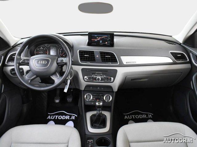 AUDI Q3 2.0 TDI quattro, Navi, Tetto panorama, Retrocamera