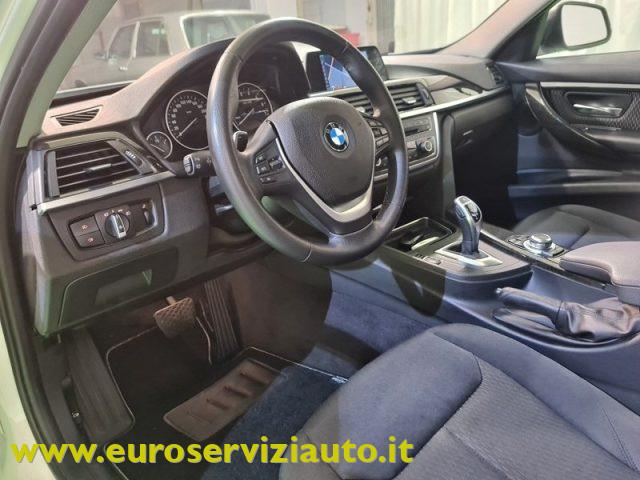 BMW 328 i Luxury