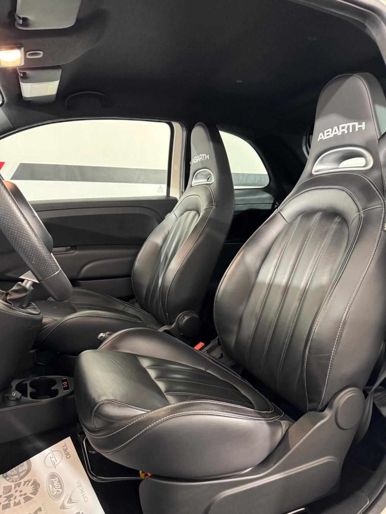 Abarth 595 1.4 Turbo T-Jet 165 CV Turismo * SOLO 30.000 KM *