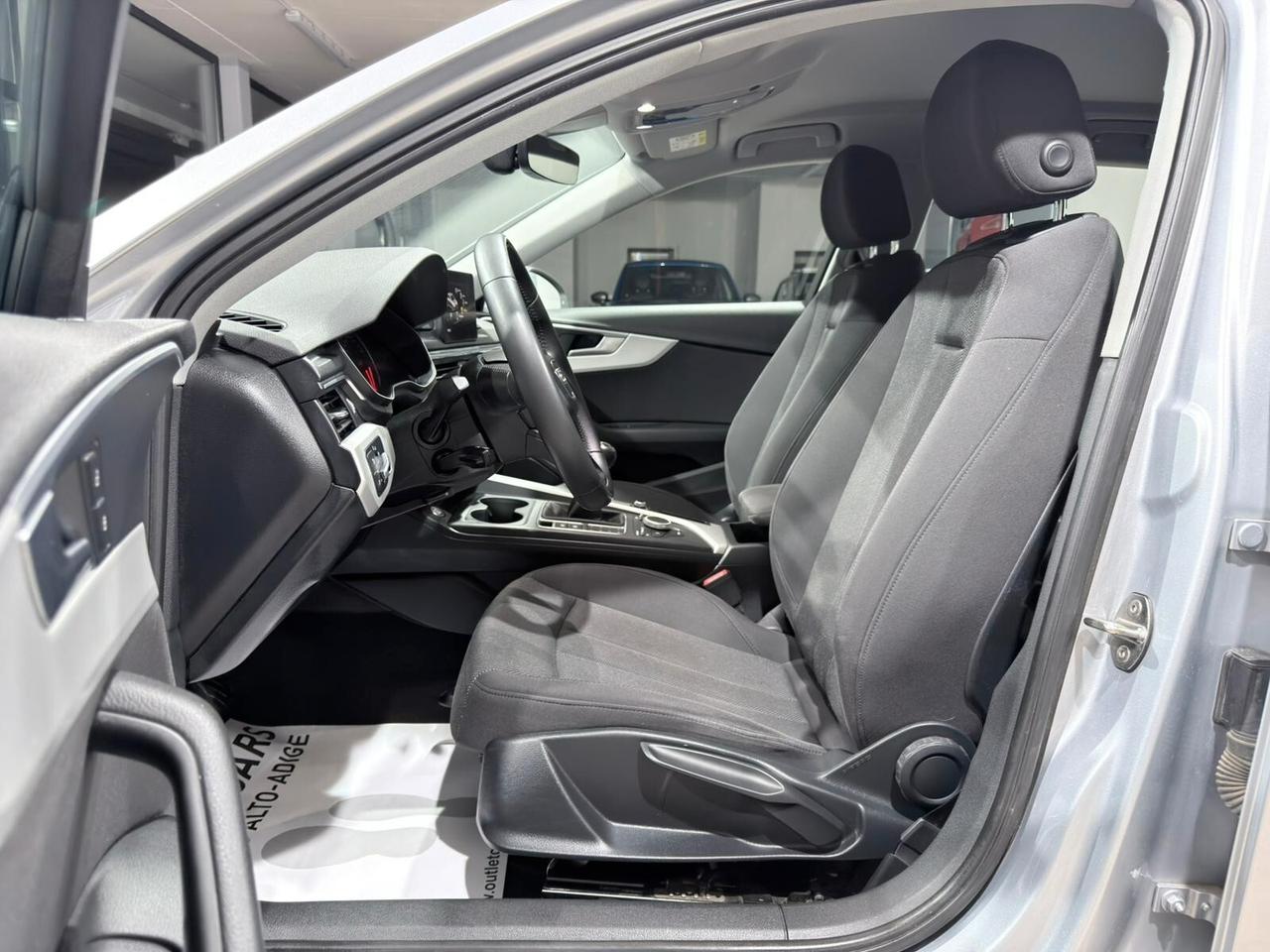 AUDI A4 AVANT 2.0TDI 150cv MANUALE 2016 GANCIO