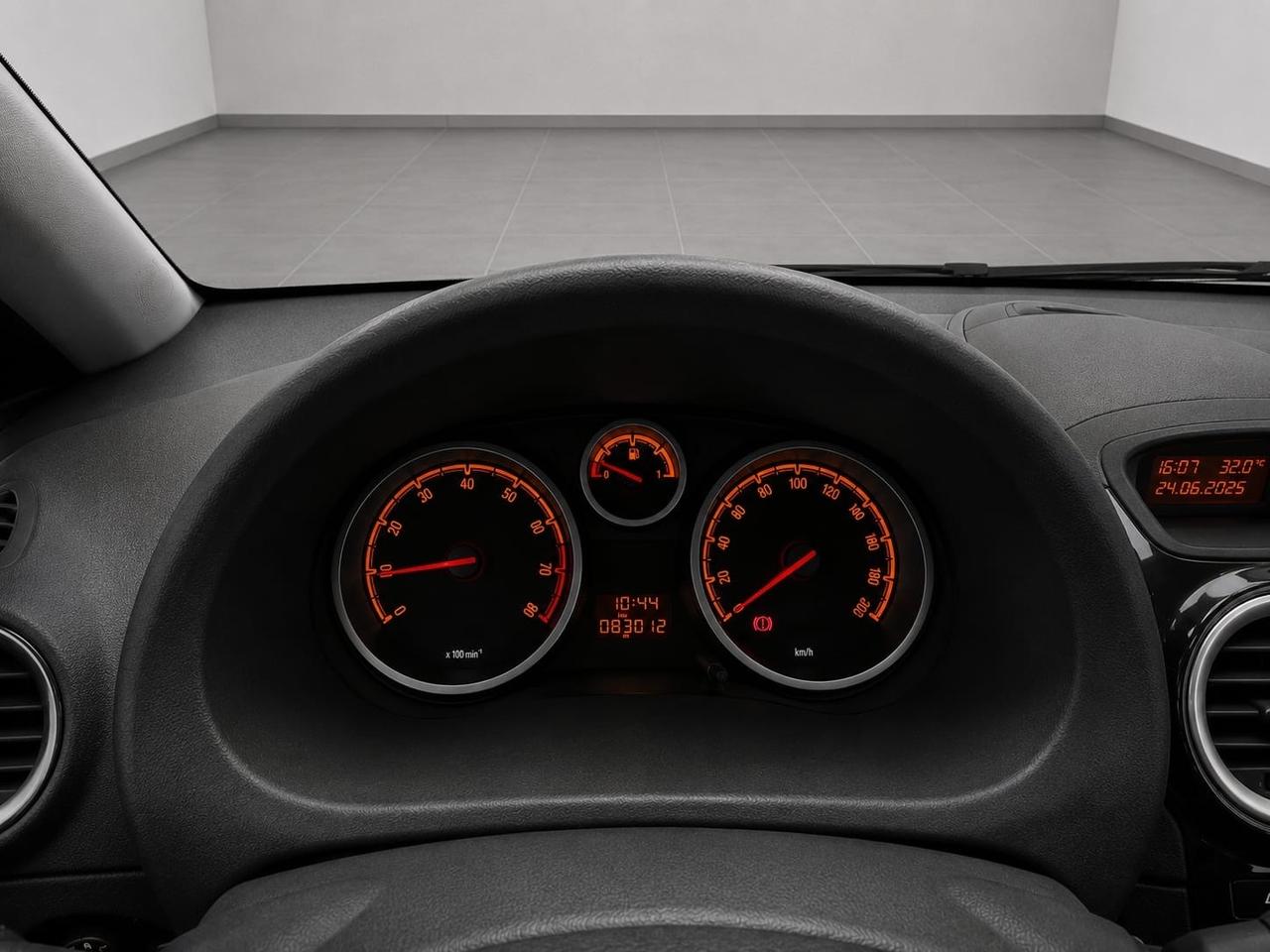 Opel Corsa 1.2 5 porte Cosmo