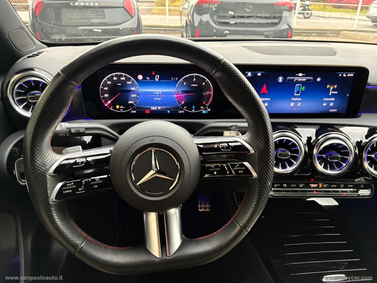 MERCEDES-BENZ A 200 d Automatic Premium Plus AMG Line