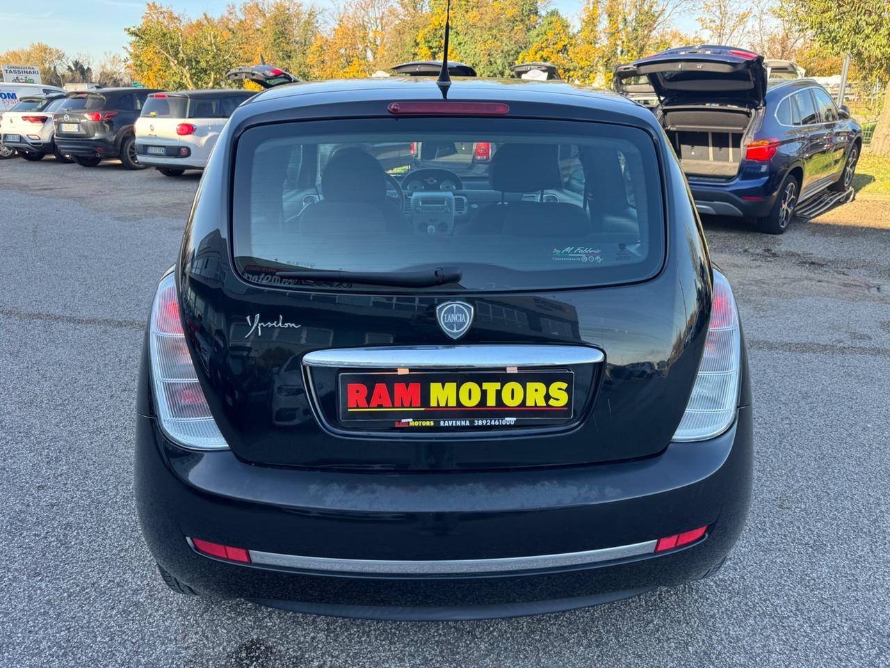 Lancia Ypsilon 1.2 Platino NEOPATENTATI