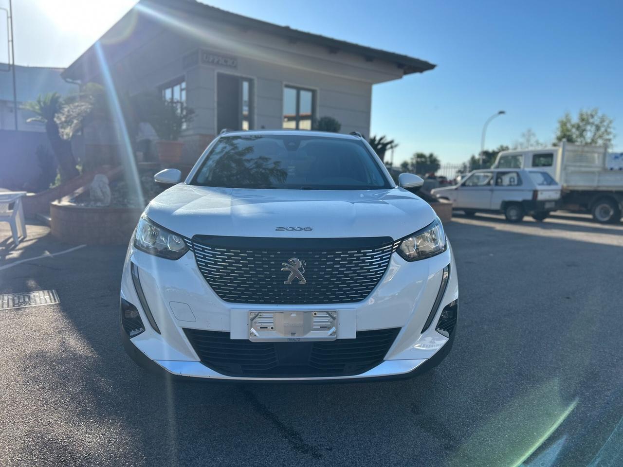 Peugeot 2008 Hdi 130 EAT8 Allure Navi Pack
