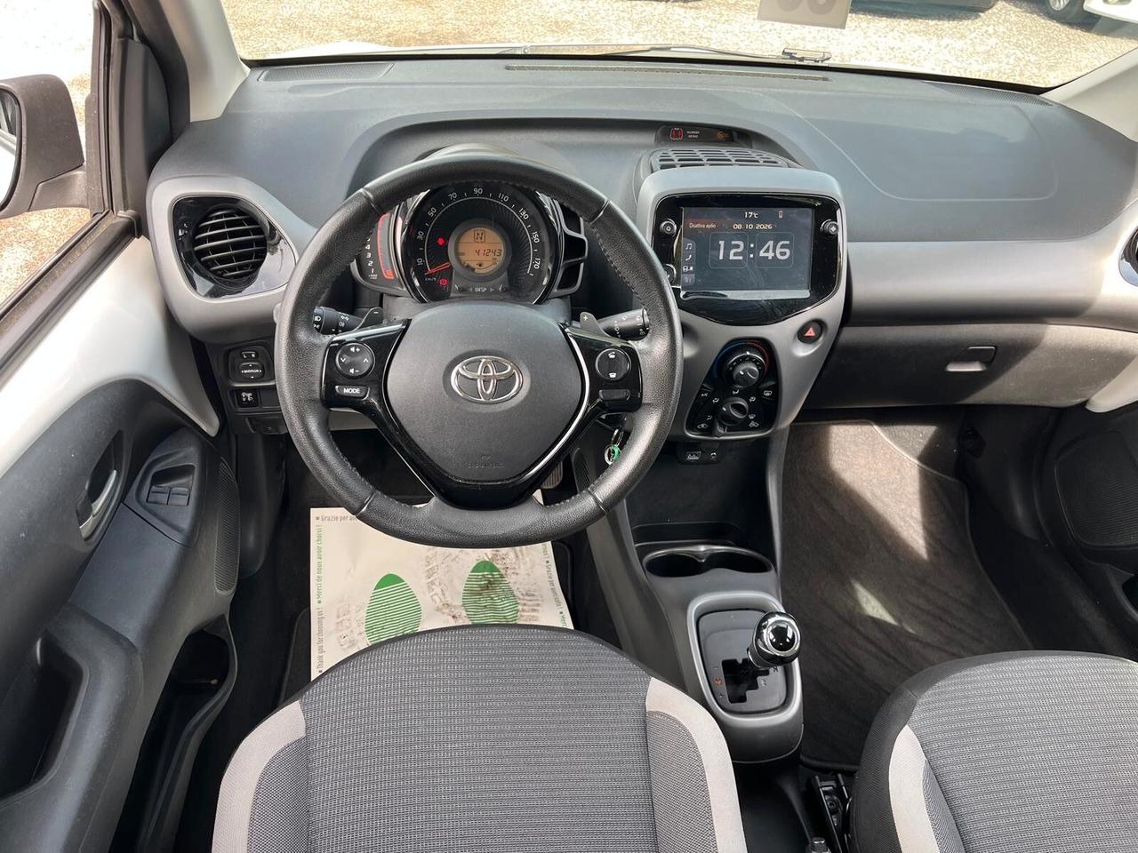 Toyota Aygo Connect 1.0 VVT-i 72CV 5 porte x-business plus