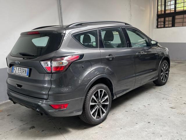 FORD Kuga 1.5 EcoBoost 120 CV S&S 2WD ST-Line