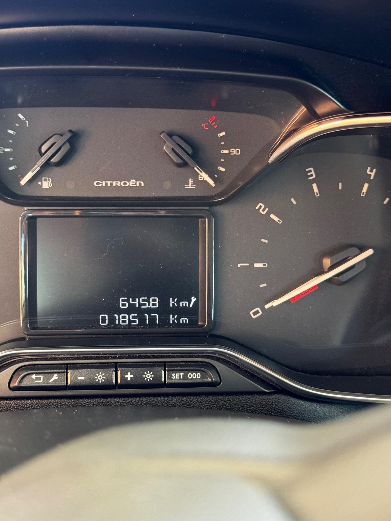 Citroen C3 PureTech 110 S&S EAT6 Shine - Neopatentati