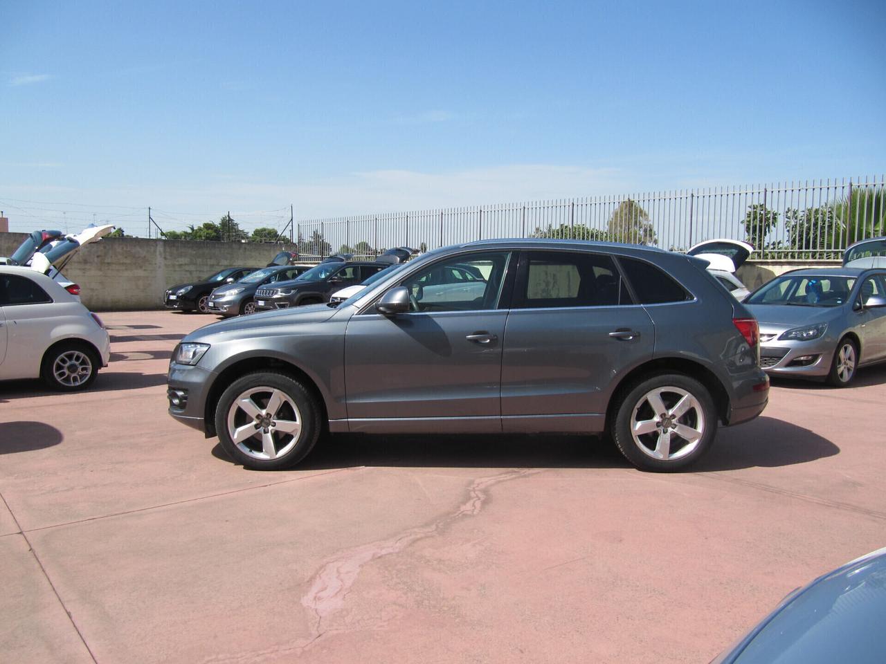 Audi Q5 2.0 TDI 170 CV quattro S tronic - AUTOMATICO