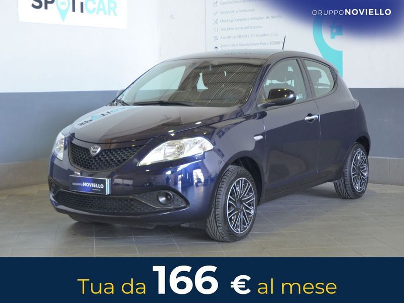 Lancia Ypsilon 1.2 69 CV 5 porte S&S Gold