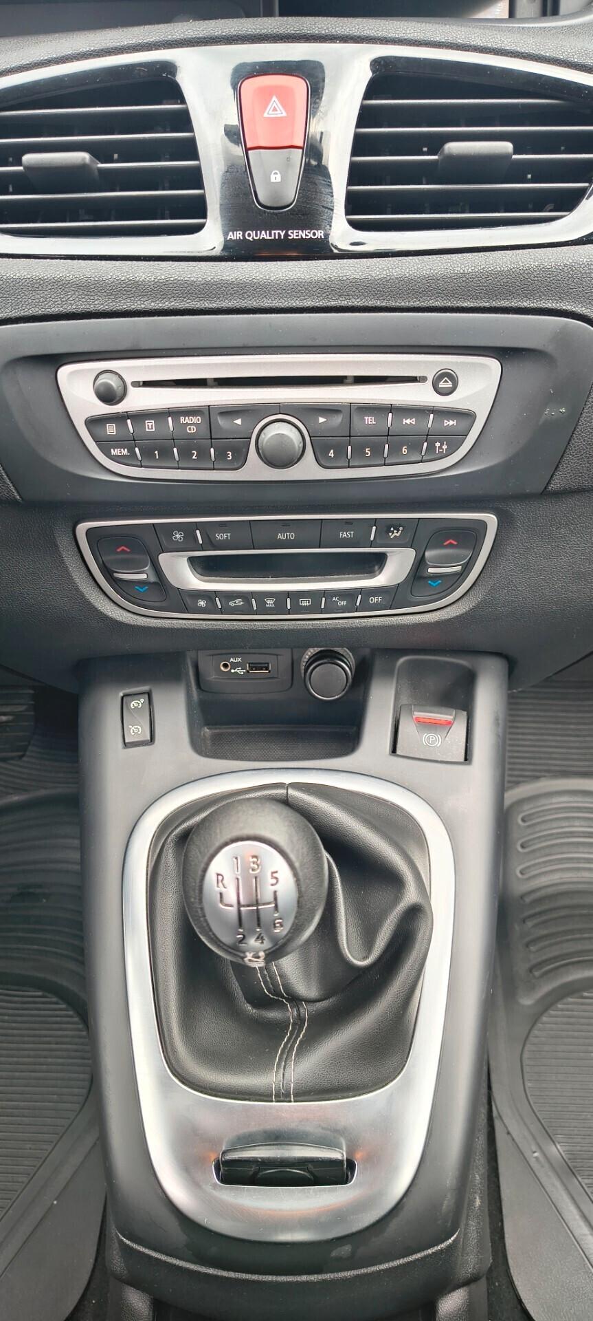 Renault Scenic Scénic X-Mod 1.5 dCi 110CV Luxe