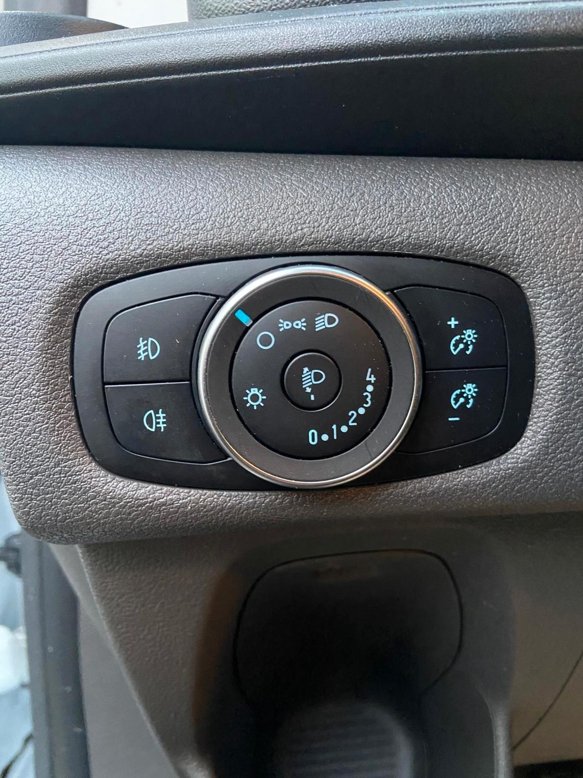 FORD TRANSIT CUSTOM 9 POSTI ECO DIESEL HYBRID