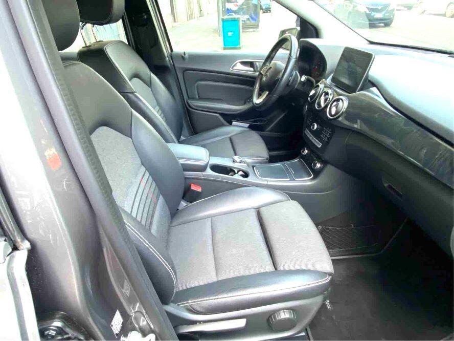 Mercedes-benz B 180 d Automatic Executive NAVY PREZZO REALE
