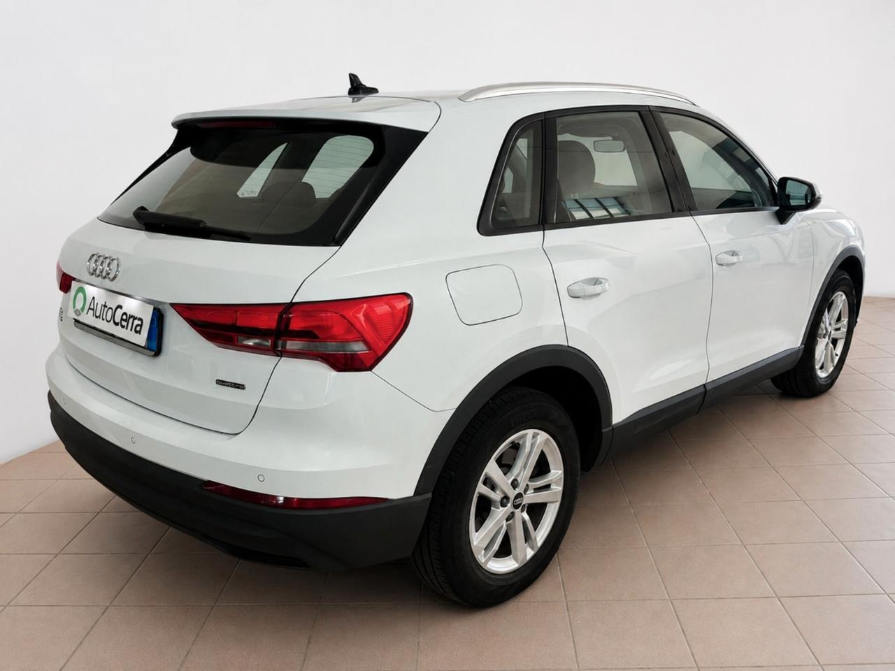 Audi Q3 35 TDI S tronic Business