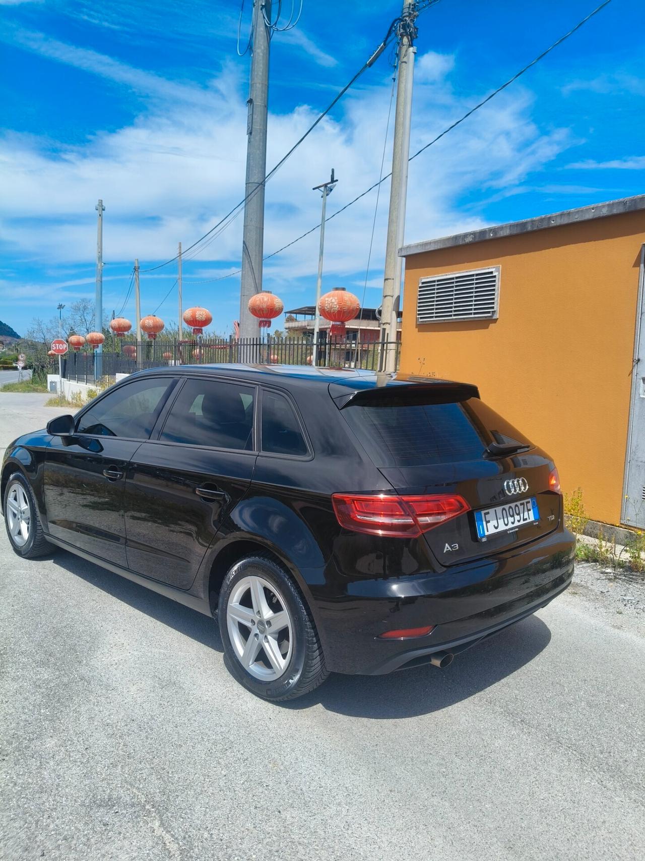 Audi A3 SPB 2.0 TDI S tronic Sport
