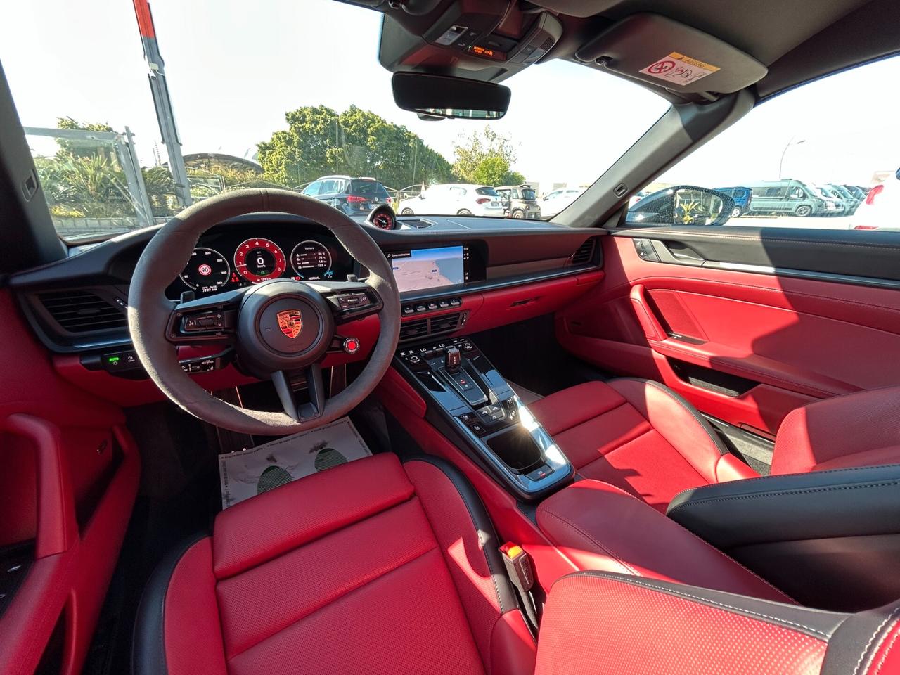 Porsche 992.2 911 Cabrio 3.6 Carrera 4 GTS auto 541 CV