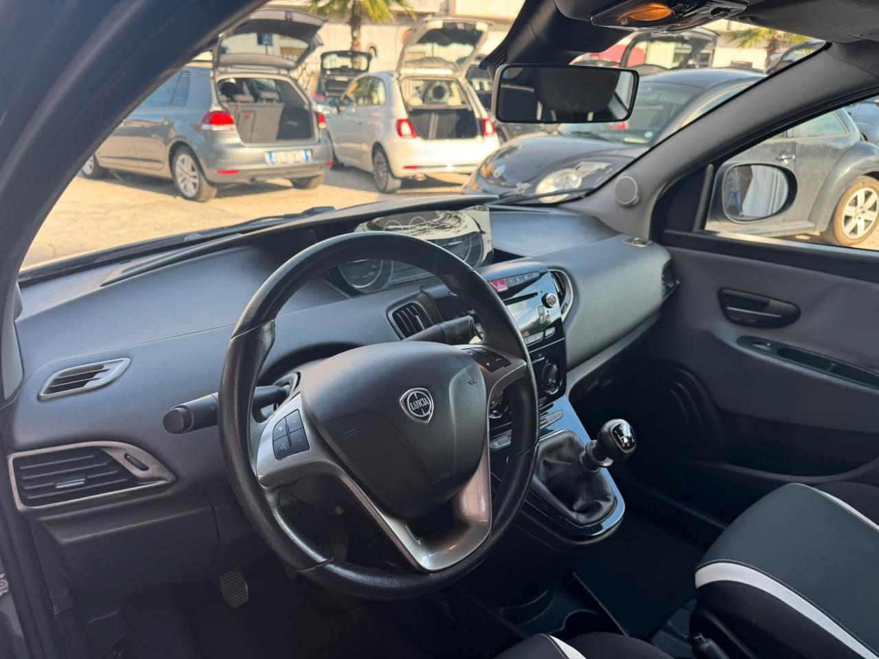 Lancia Ypsilon 0.9 TwinAir 5 porte Metano Ecochic Elefantino