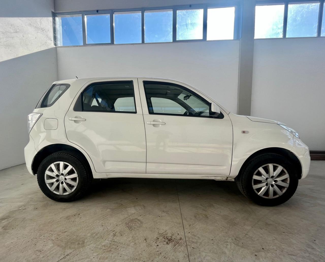 Daihatsu Terios 2WD B Easy Five GPL